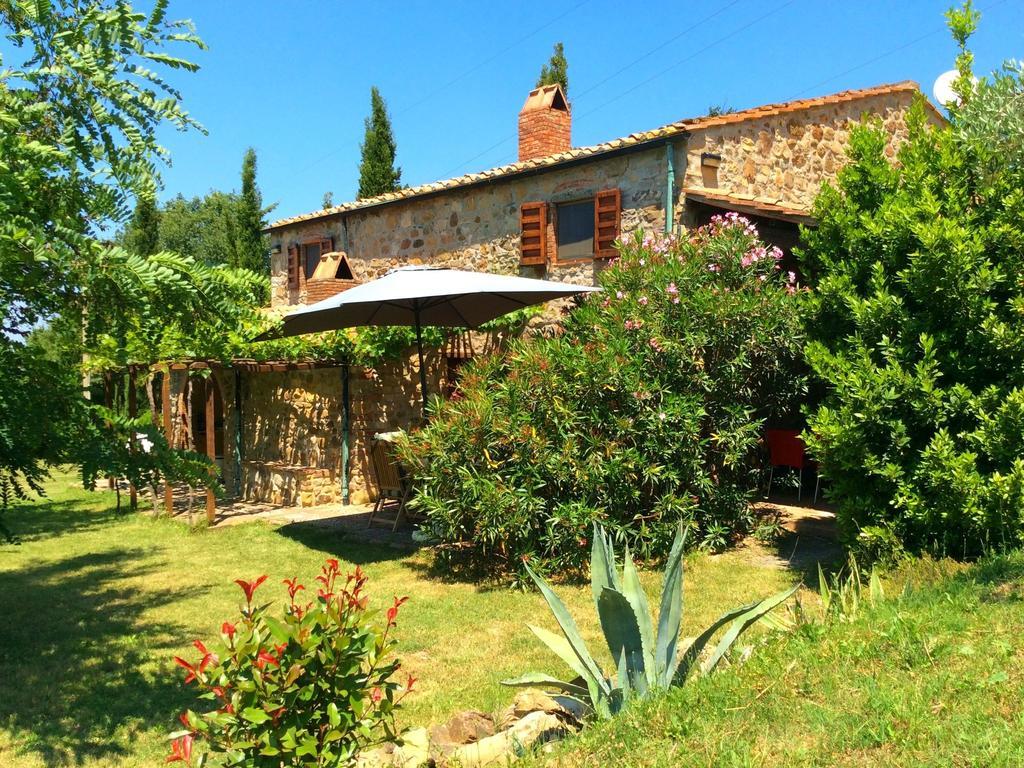 Charming Farmhouse On Protected Area In Pomarance, Tuscany 빌라 외부 사진